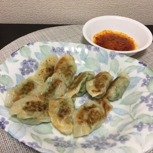 手作り餃子の焼き方☆チルド、冷凍の2パターンで